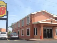 Super 8 by Wyndham Austin Downtown/Capitol Area