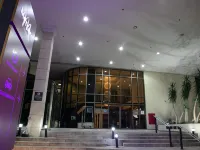 Mercure Sao Caetano do Sul Отели рядом с достопримечательностью «Sagrada Familia Church»