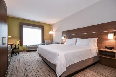 Holiday Inn Express & Suites Charlotte Southeast - Matthews Hotels in Matthews