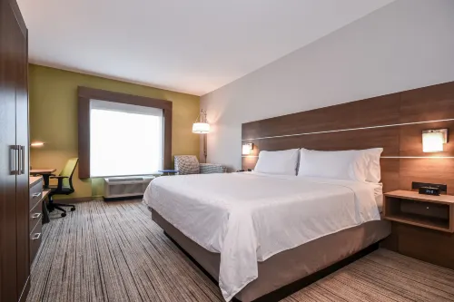 Holiday Inn Express & Suites Charlotte Southeast - Matthews Hotels in Matthews