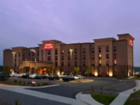 Hampton Inn & Suites Winston-Salem/University Area Hotels in 