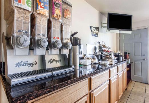 트래블로지 바이 윈덤 시애틀 노스/에드먼즈