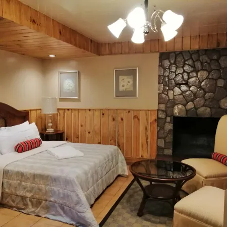 Mountain Lodge Hotel and Restaurant