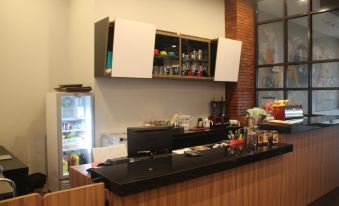 Uniq Hotel
