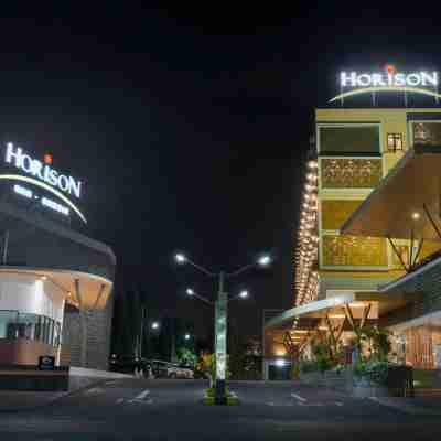 Hotel Horison GKB - Gresik Hotel Exterior