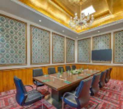 Mayfair Tea Resort