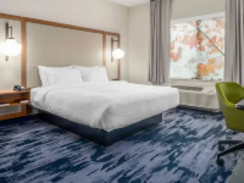Fairfield Inn & Suites Kansas City North/Gladstone Hotels in Clay County