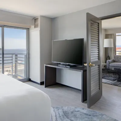 سياتل ماريوت ووتر فرونت Hotels near وسط سياتل ووترفرونت