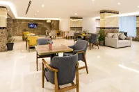 Ozone Hotel