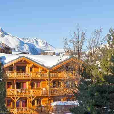 Hôtel Chalet Mounier , Restaurant et SPA Hotel Exterior