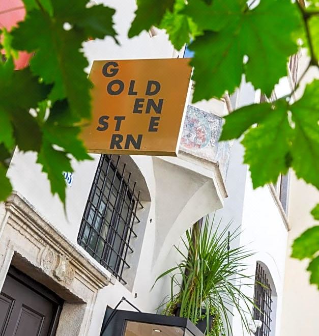 Goldenstern Townhouse