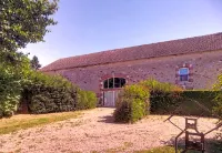 Logis de Chezelles Hotels in Preveranges
