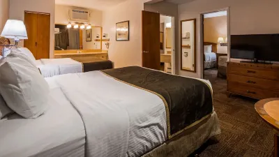 Best Western Pioneer Hotels near Lusk Airport
