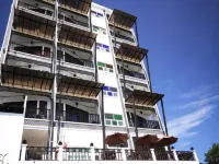 Dee Andaman Hotel タラ パーク周辺のホテル