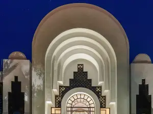 메드닌의 인기 럭셔리 호텔