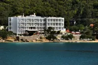 Golden View Hotels in Poros
