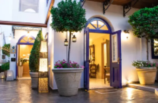 Armata Boutique Hotel