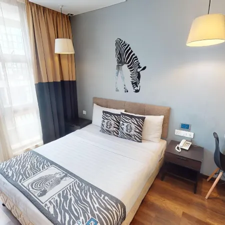 9 Square Hotel - Subang Отели рядом с достопримечательностью «Тематический парк Sunway Lagoon»