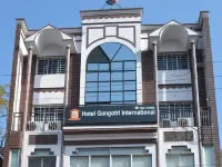 Hotel Gangotri International فنادق في دانباد