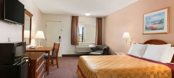 Travelodge by Wyndham Bakersfield Hotéis em Bakersfield
