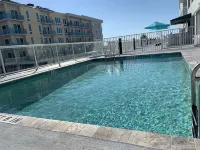 The Avalon Club - Ocean View