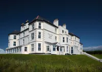 Mullion Cove Hotel & Spa Hotel di 