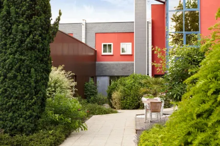 Kyriad Direct Rennes Ouest Отели в г. Ле Рё