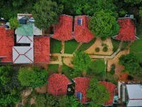 Sigiriya Melrose Villas Hôtels à proximité de : Stupa Ramakele