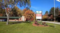 Tahquamenon Suites Lodging Hotels in Whitefish Township