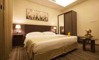 Grand Lily Hotel Suites