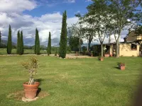 Agriturismo Podere Delle Querci - Villas