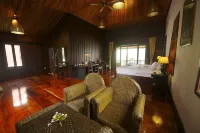 Nam Ou Riverside Resort Hotel di Park Ou