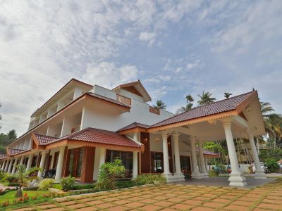 Lagoona Beach Resort, Kovalam