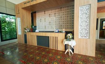Nakhaburi Hotel & Resort