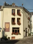 Golden Lion Hotels in Corbion