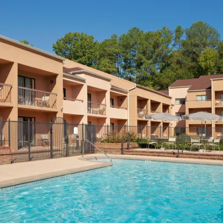 Courtyard Birmingham Homewood