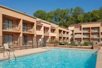 Courtyard Birmingham Homewood Hoteles en Mountain Brook