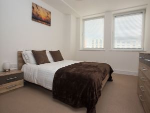 Celador Apartments - Sussex House Serviced Apartments