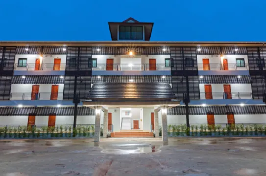 山姆隆花園度假村