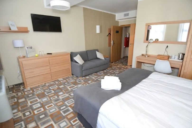 Provincja Winebar & Rooms