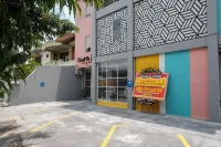 Sans Hotel Fourth Loft Solo Hotels in Banjarsari