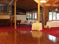 Melaleuca Lodge Beaconsfield Hotels in Narre Warren