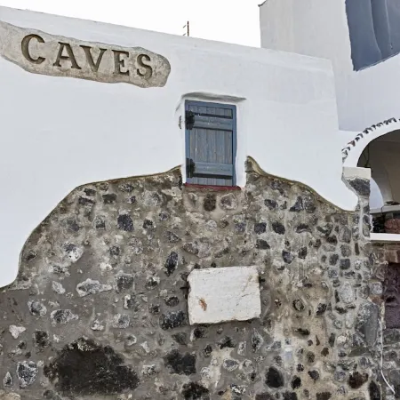 Aura Caves