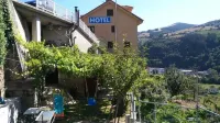 Hotel Alina Hotel a Fuentes del Narcea