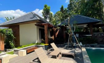 Pandawa Villa Riverside by WizZeLa