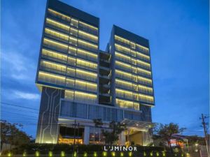 Luminor Hotel Jemursari By WH