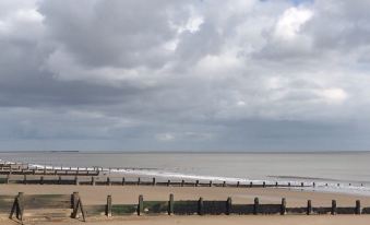 Frinton Escapes