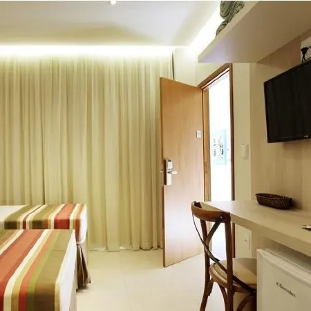 Lirio d'Água Hotel