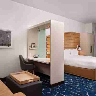 SpringHill Suites San Diego Oceanside/Downtown Rooms