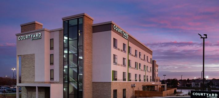 Courtyard Kansas City Olathe Hotels in Johnson County